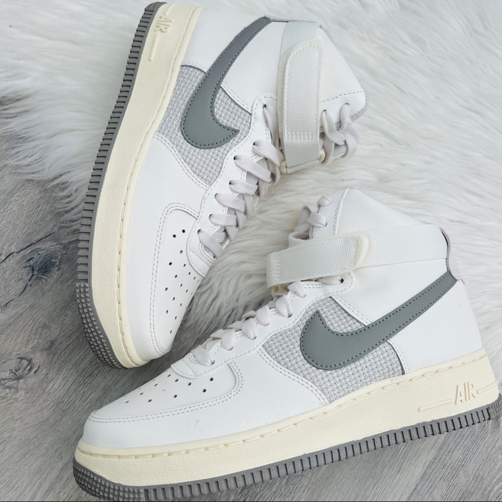 NWT Nike Air Force 1 High LE Women’s Shoes - Picture 4 of 6